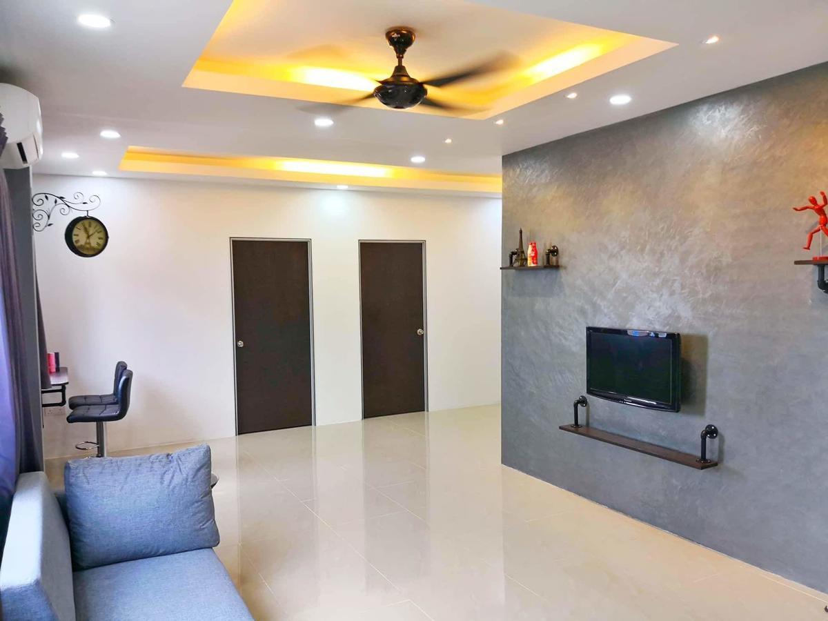 Cityview Homestay Мерсинг Экстерьер фото