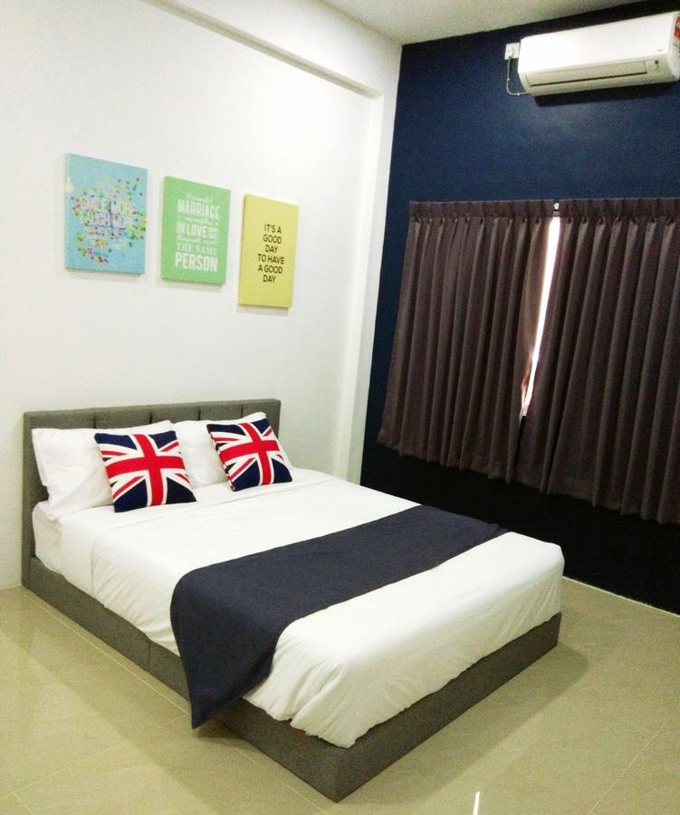 Cityview Homestay Мерсинг Экстерьер фото
